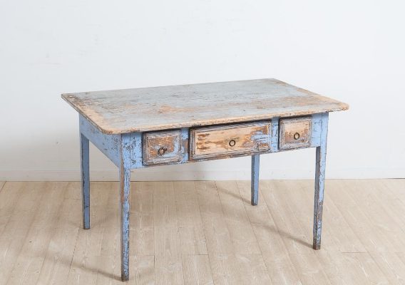 MESA AUXILIAR ESTILO PROVENZAL