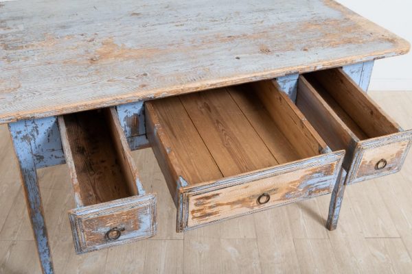 MESA AUXILIAR ESTILO PROVENZAL